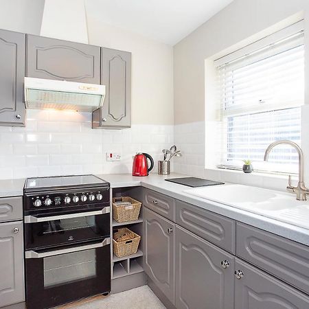 Courtyard Apartment Йорк Екстер'єр фото